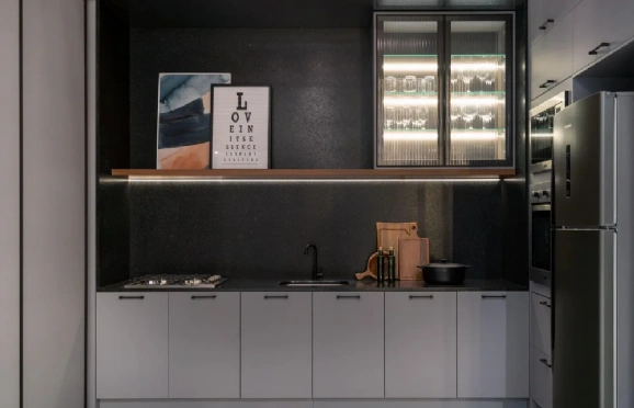 Não deixe o baixo orçamento te impedir de ter a cozinha dos sonhos com móveis planejados